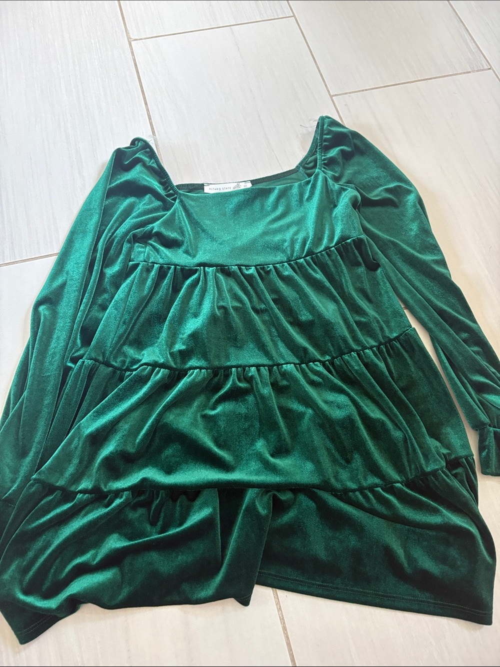 Altar'd State Girls Emerald Green Velvet Tiered Long Sleeve Dress
